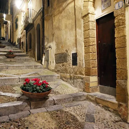 Osterio Magno Cefalu